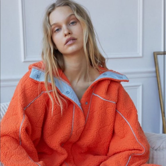 NEW! Urban Outfitters Bria Sherpa Jacket NWT - Picture 3 of 8